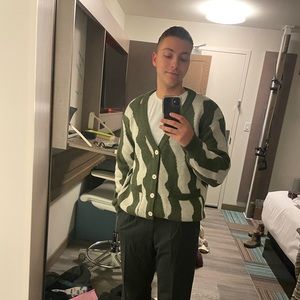 Meet your Posher, Justin